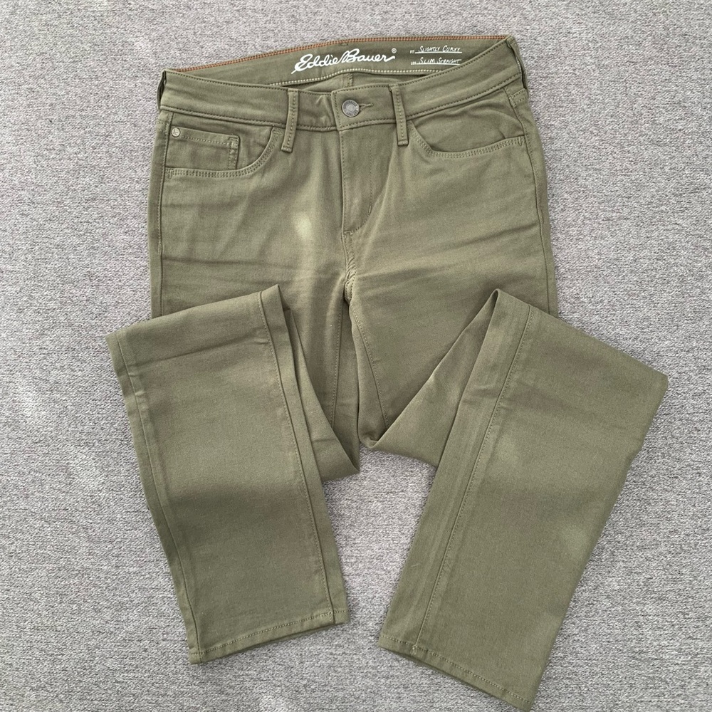 Eddie Bauer Slightly Curvy Slim Straight Jeans Size 6